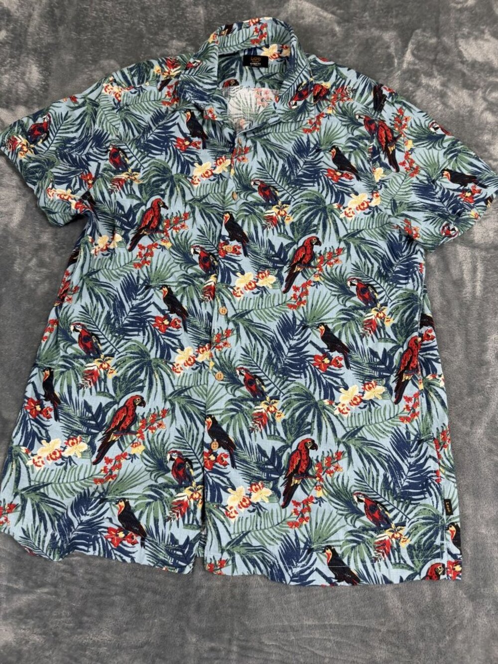 Lee Mens Tropical Parrot Print Classic Fit Short Sleeve Button-Up Shirt XL